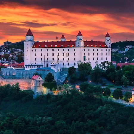 Апартаменты Royal In Old Town *