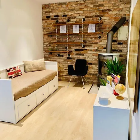 Royal In Old Town Apartamento