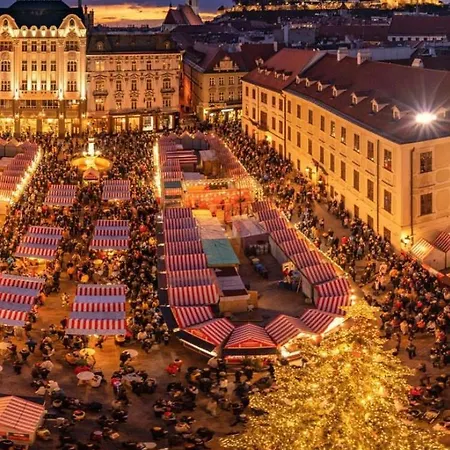 Appartement Royal In Old Town Bratislava