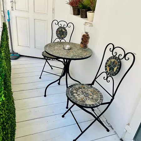 Apartment Royal In Old Town *